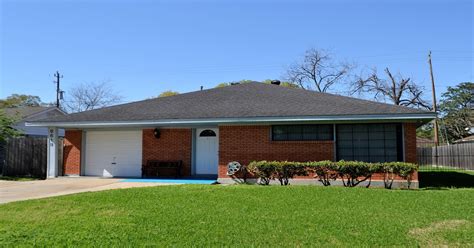 12 Different Types Of Roof Ridge Vents