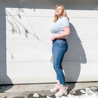 Adelina Manaut Adelina Adelinamanaut Adelinapls Nude Leaks OnlyFans Leaked Models The