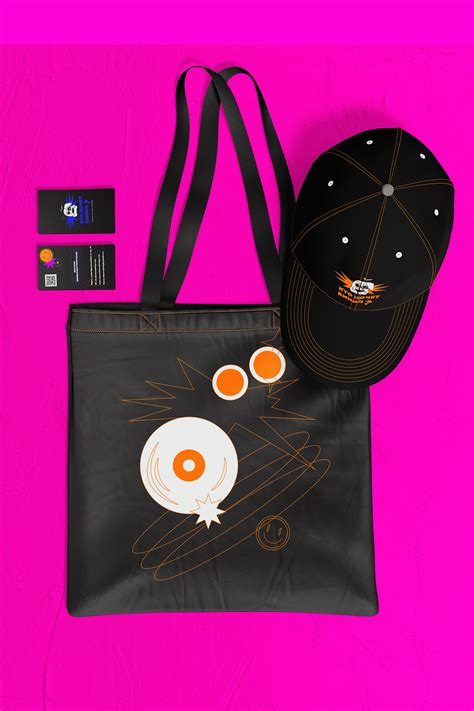 Магазин виниловых пластинок on Behance