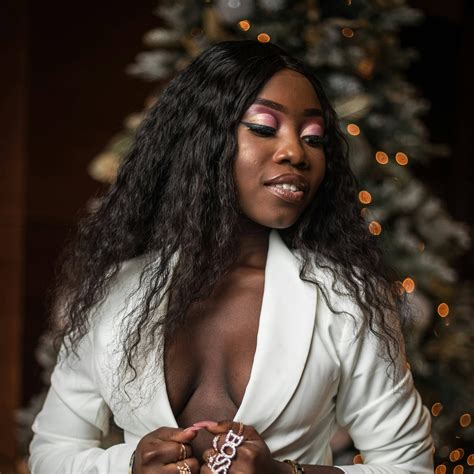 Christmas Earnings - OnlyFans Holiday Strategies