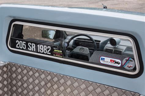 Diaporama Et Photos Essai Peugeot 205 Pick Up On A Testé La Plus