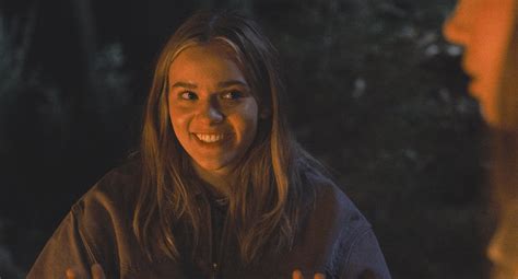 My Old Ass Review A Delightful Coming Of Age And Coming Out As Bi Comedy