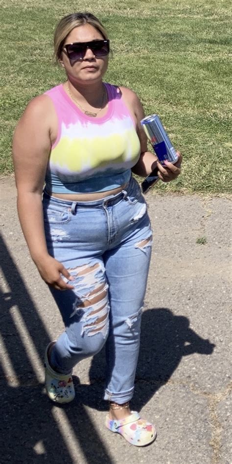 Latina Tetona Tight Jeans Forum