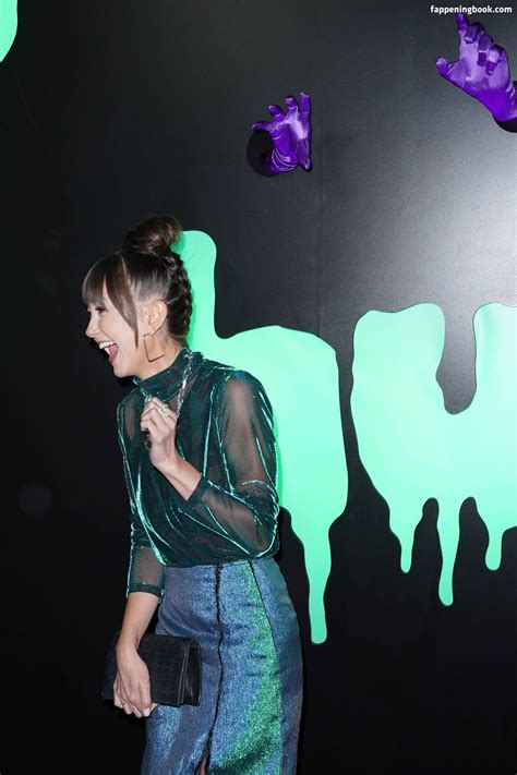 Kimiko Glenn Kimikoglenn Nude OnlyFans Leaks Fappening Page 2 FappeningBook