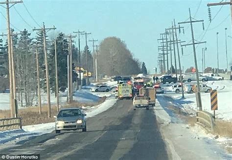 Canadian Mounties Arrest 5 Naked Suspects After Kidnapping Daily Mail Online