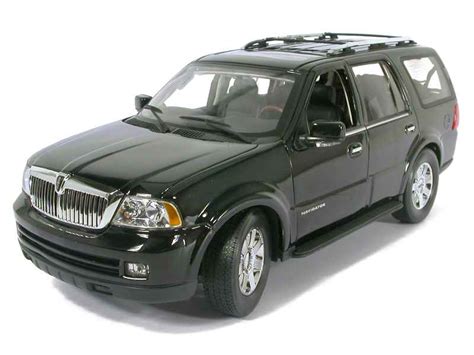 Lincoln Navigator 2005 Welly 1 18 Autos Miniatures Tacot