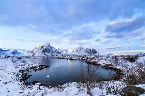 Wallpaper : Lofoten, Norway, mountains, lake, winter 2048x1367 ...