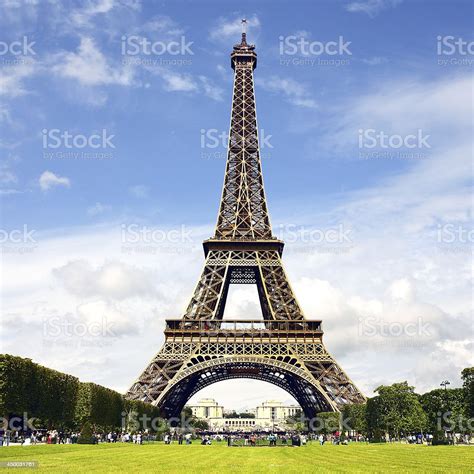 gambar menara eiffel tower  koleksi gambar