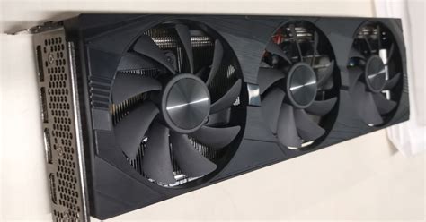 Lenovo показала свою версию GeForce RTX 3080 — видеокарта появится в ...