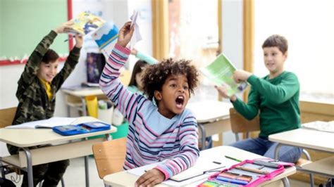 How To Quiet A Noisy Class Classroom Management Strategies