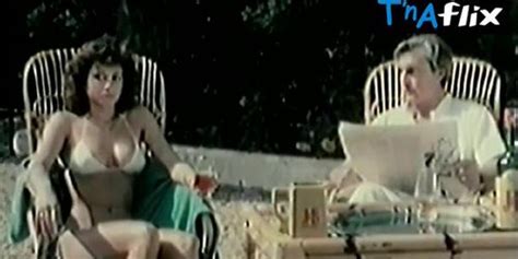 Carmen Russo Bikini Scene In Patrick Still Lives Tnaflix