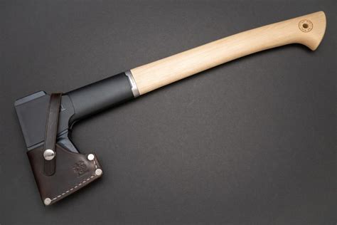 Fiskars Norden N12 Splitting Axe - ROG Custom Leather Sheath