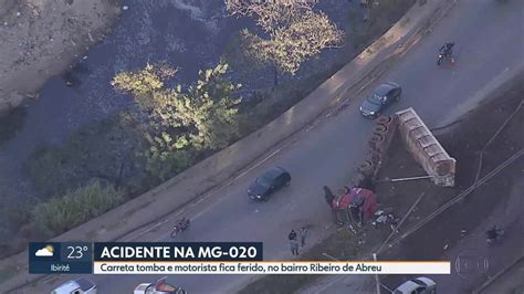 V Deo Carreta Tomba E Motorista Fica Ferido No Bairro Ribeiro De