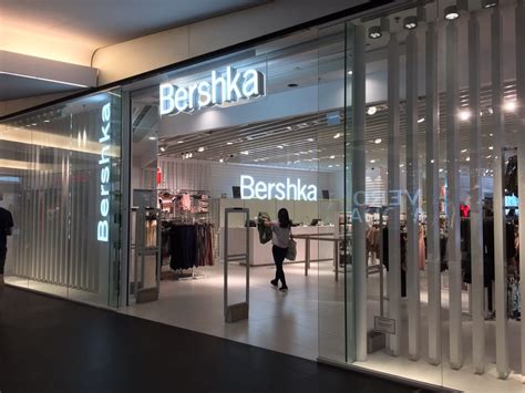 Bershka - Women's Clothing - Trompeterstr. 5, Dresden, Sachsen, Germany ...