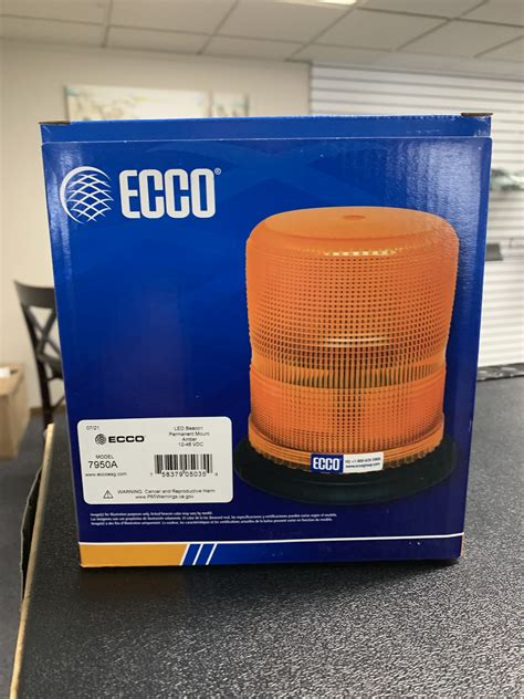 Ecco Strobe Light – Premier Aerial Shop