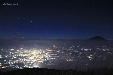 60 Pemandangan Gunung Malam Hari Zonegambarku