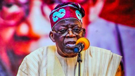 Nigeria Tinubu als Präsident vereidigt