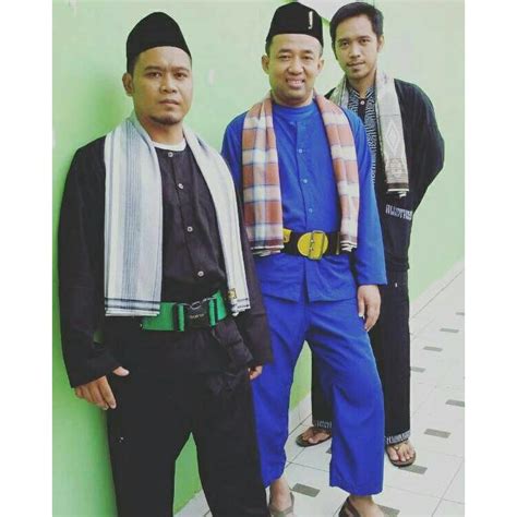 Detail Gambar Pakaian Adat Betawi Koleksi Nomer 55