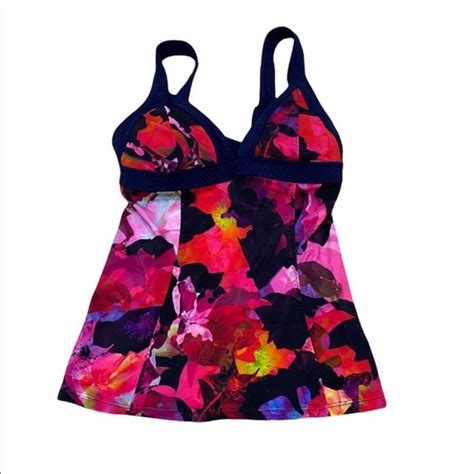 Athleta Women S Pink And Blue Bikini And Tankini Tops Depop