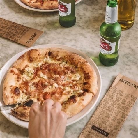 Pizza De Cerveja No Abbraccio Gastronomia Deboa Brasília