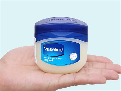Vaselin là gì? Ứng dụng của Vaseline trong sản xuất mỹ phẩm