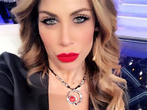 7 Hot Sexy Paola Lucia Caruso Bikini Pics