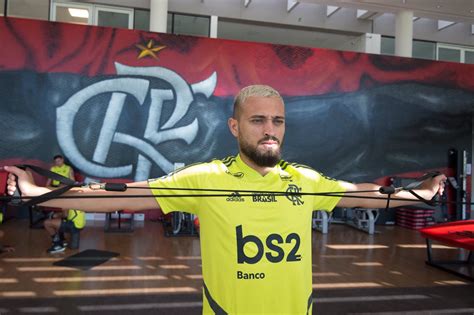 L O Duarte Abre As Portas Do Flamengo Para Novo Zagueiro Flaresenha