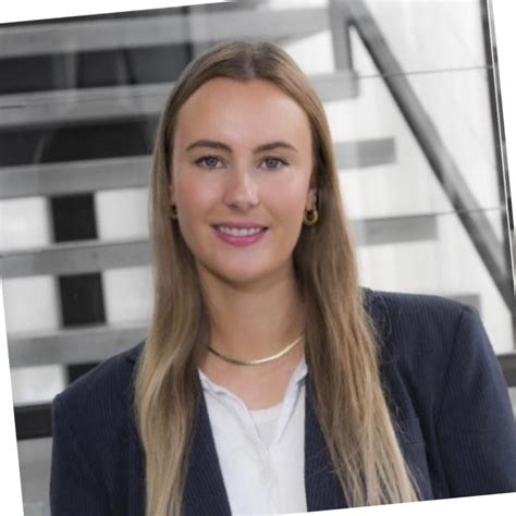 Anna Van Oudenaaren Account Coordinator Adfx Pl Linkedin