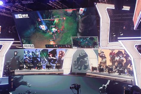 Worlds D A Decisivo Para Isurus Las Partidas Del Tercer D A De