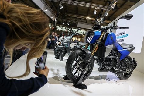 M T N M Peugeot M I L I L M C M T Ng Ngh A V I Naked Bike Ph N Kh I L N H Ng C I Pm