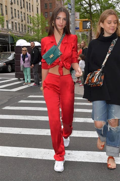 Emily Ratajkowski Candids In New York Hot Celebs Home