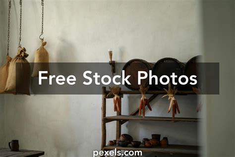 storing food      storing food stock