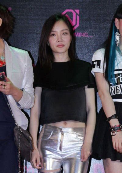 Lý Tiểu Lộ phờ phạc sau tin đồn lộ băng sex