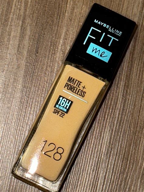 Maybelline Fit Me Matte Poreless Liquid Foundation Warm Nude Spf Pump Ml Beauty