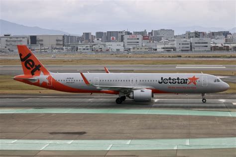 ジェットスター・ジャパン Airbus A321neo Ja26lr 福岡空港 航空フォト By Maereoiさん 撮影2023年