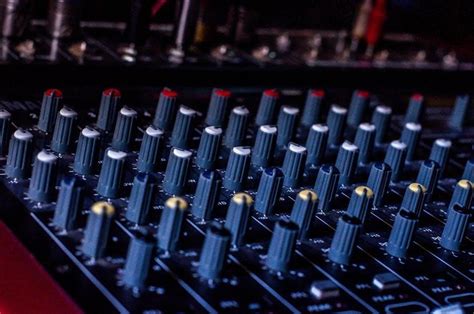 ultimate armstrong cable channel guide artia