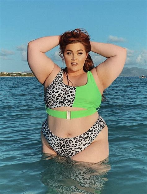 Hot New Alaqua Cox Bikini Pics