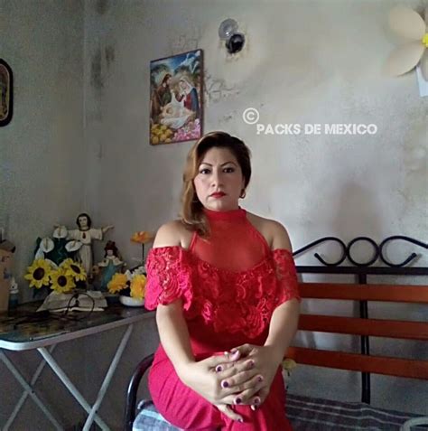 Eugenia Santana Mérida Yucatán Milf Casada Mostrando Sus Ricas Tetas Y Sabrosa Vagina