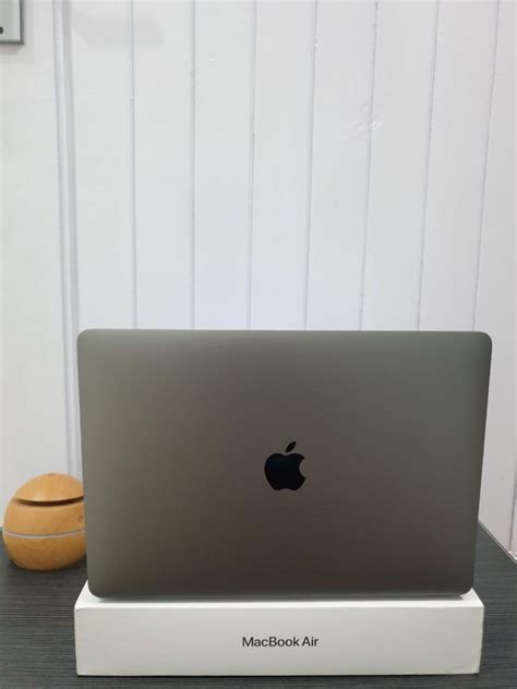 MacBook Air 2020 13 3 Inch RETINA 8GB 512GB MVH22 SPACE GREY