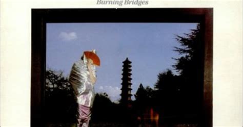 sound vision Reedições Naked Eyes Burning Bridges