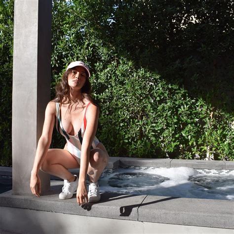 Sara Malakul Lane Nude Photos Videos TheFappening