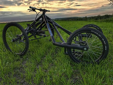 Akcesoria, sprzęt i wózki do psich zaprzęgów - Traczer