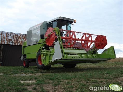 Kombajn Claas Dominator 150 Foto 77387 Galeria Rolnicza Agrofoto