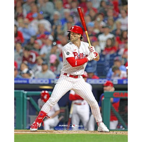 bryce harper fielding