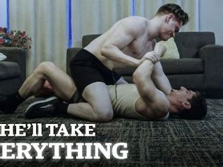 Hot Jocks into 战斗变成了粗暴的同性恋性行为 Jay Tee Aiden Ward DisruptiveFilms Pornhub Gay