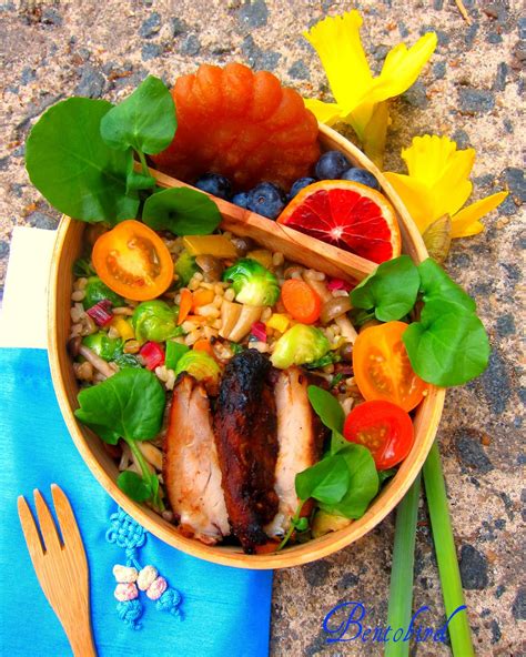 10 Rainbow Bento Lunch Options To Inspire You With Colors