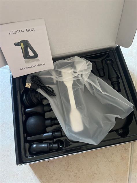 Fascial Gun HB-003, Health & Nutrition, Massage Devices on Carousell