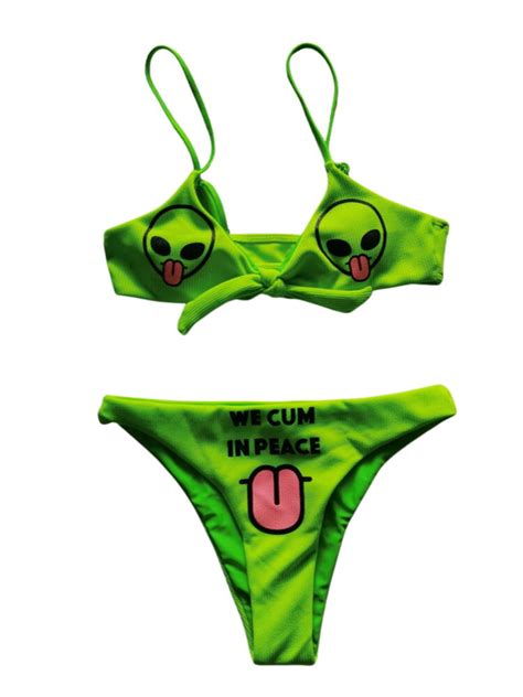 8 Hot Sexy FaZe Mia Bikini Pics