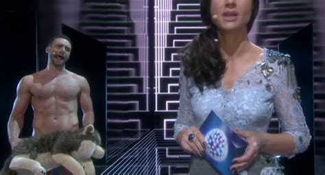 See Eurovision Måns Zelmerlöw Host Turn Up Naked Onstage Free