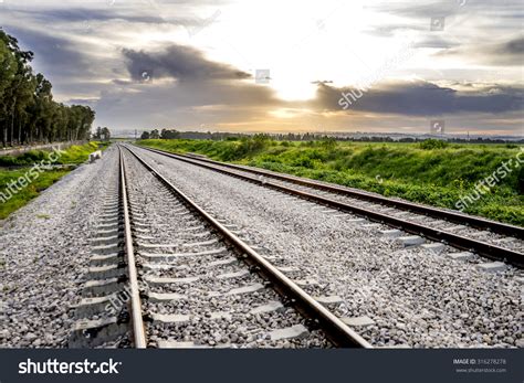 dual track images stock  vectors shutterstock
